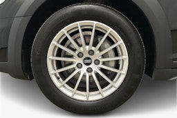 musta Audi A4 allroad quattro 2023 kuva 9.