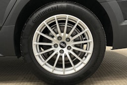 musta Audi A4 allroad quattro 2023 kuva 10.
