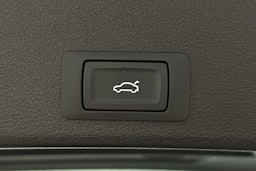 musta Audi A4 allroad quattro 2023 kuva 12.