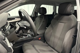 musta Audi A4 allroad quattro 2023 kuva 15.