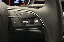 musta Audi A4 allroad quattro 2023 kuva 17.