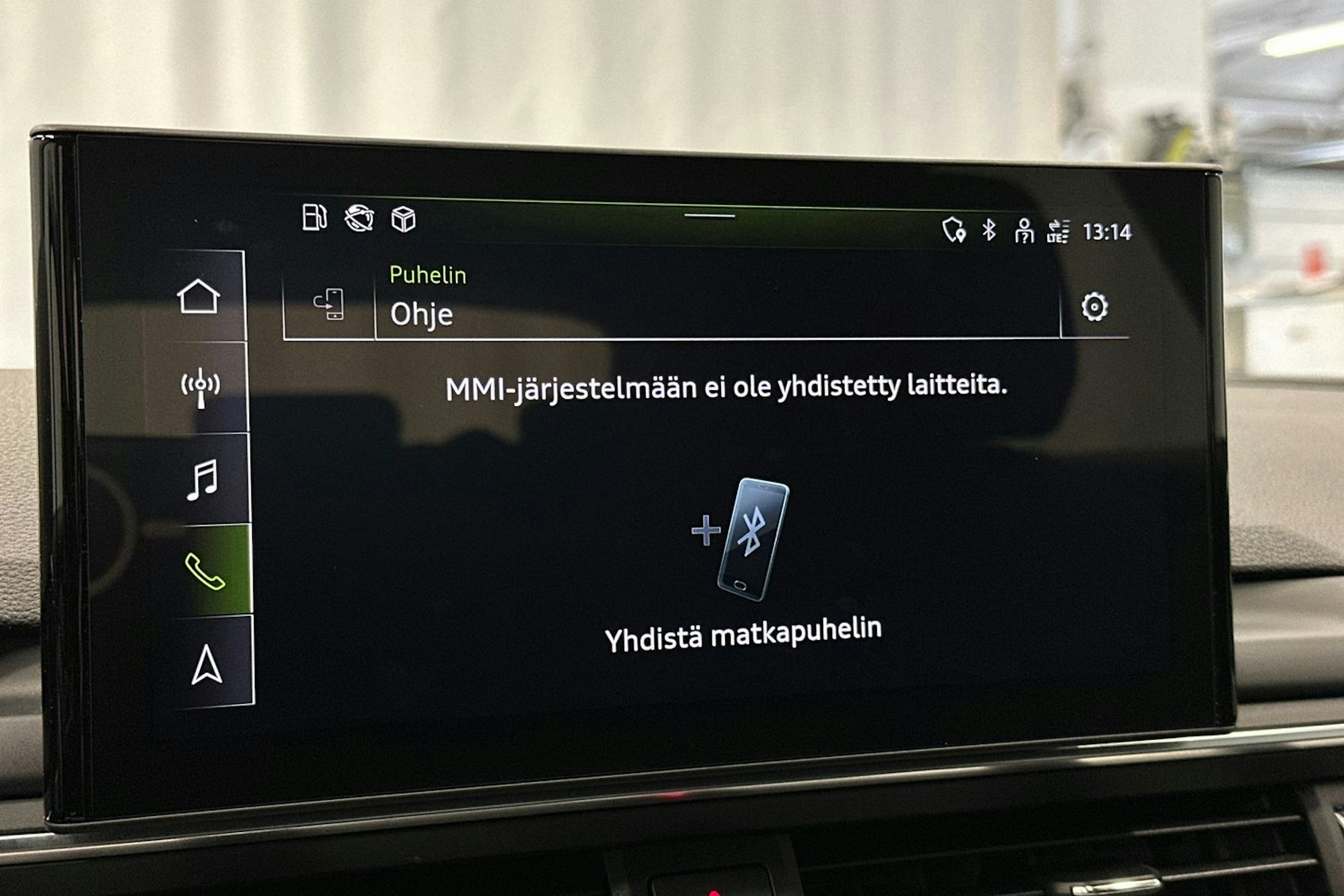 musta Audi A4 allroad quattro 2023 kuva 22.
