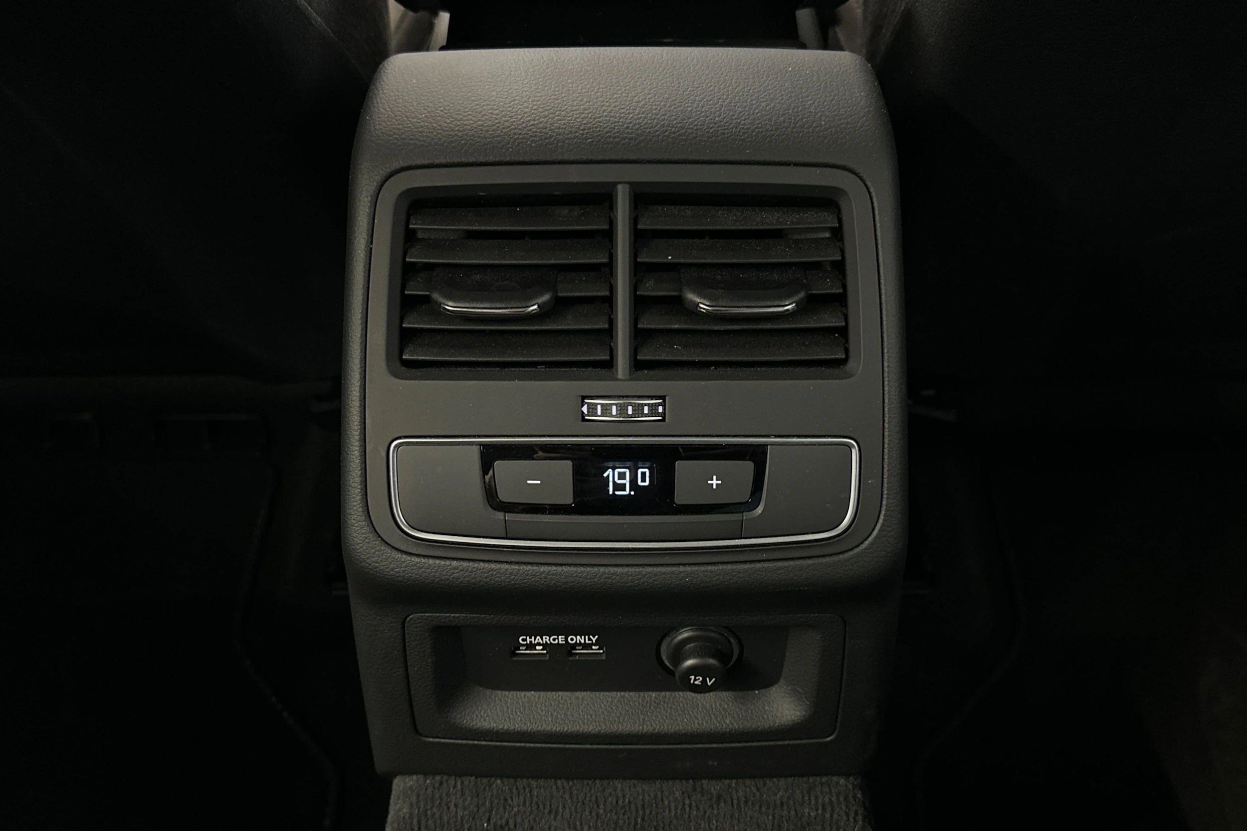 met. sininen Audi A4 allroad quattro 2023 kuva 8.