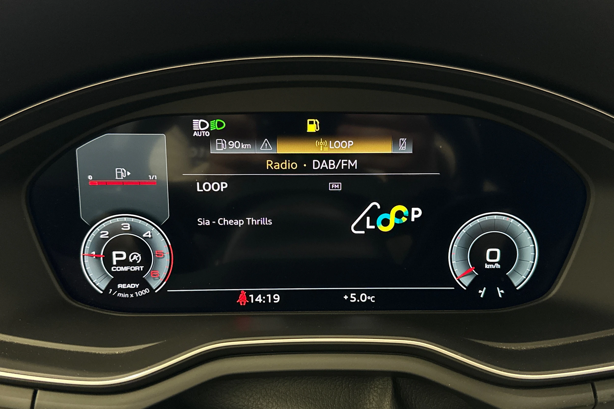 met. sininen Audi A4 allroad quattro 2023 kuva 16.