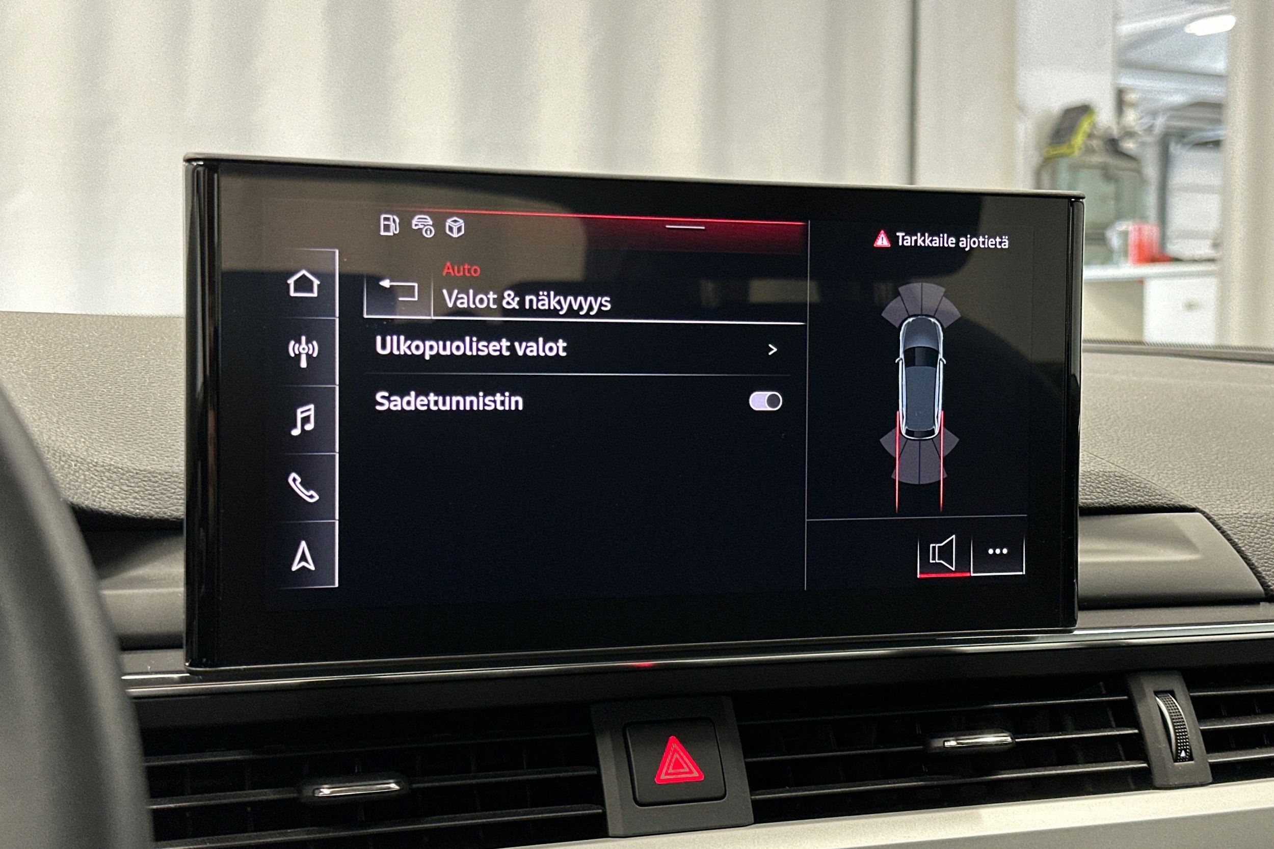 musta Audi A4 allroad quattro 2024 kuva 31.