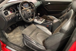 Punainen Audi A5 2008 kuva 6.