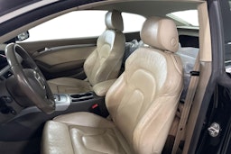 musta Audi A5 2008 kuva 8.