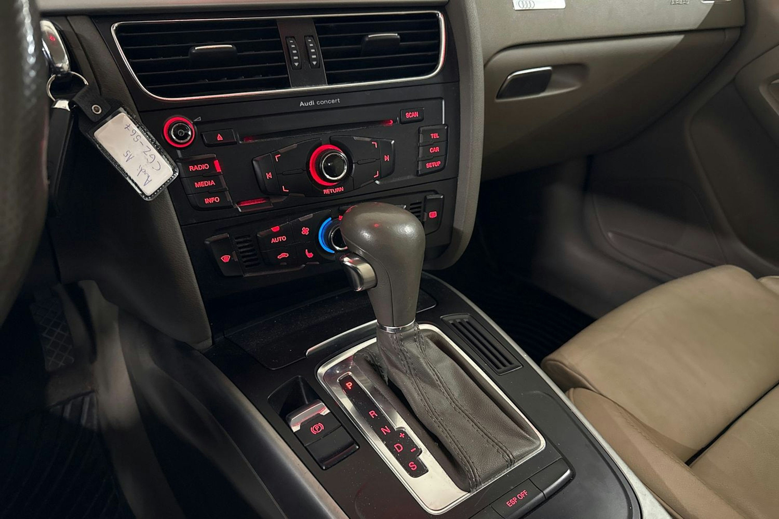 musta Audi A5 2008 kuva 15.