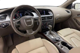 Ruskea (beige) Audi A5 2010 kuva 6.