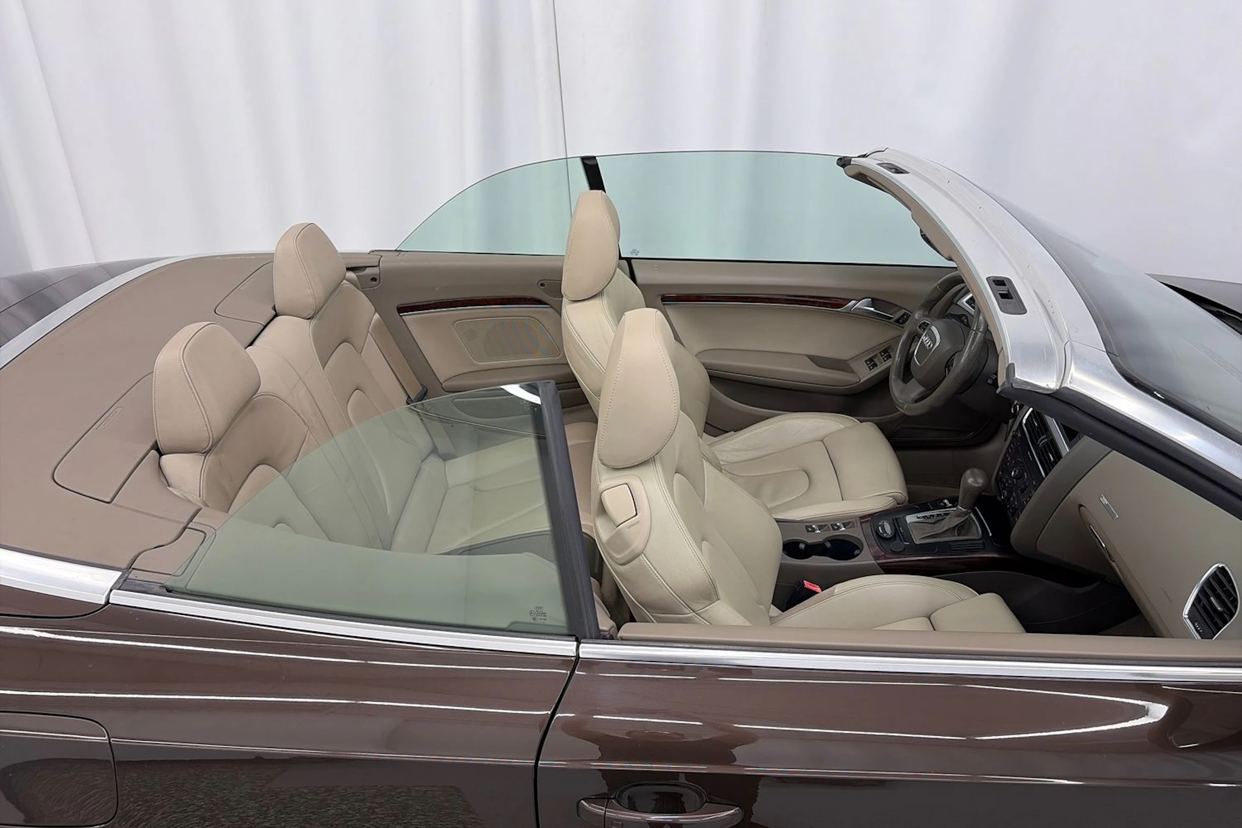 Ruskea (beige) Audi A5 2010 kuva 24.