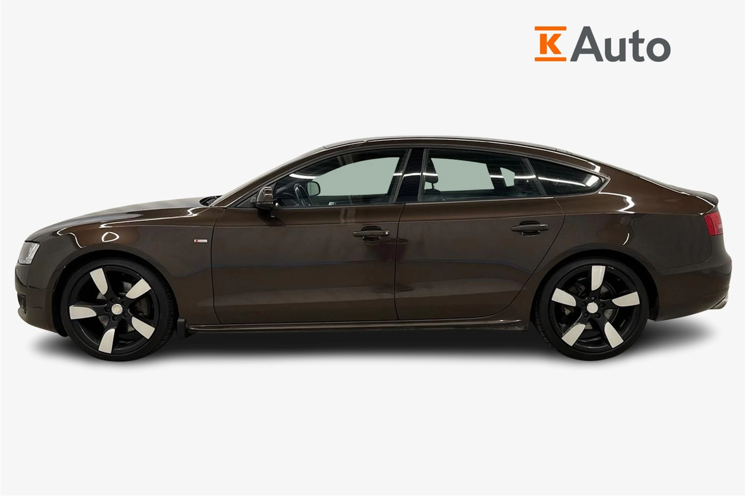 ruskea (beige) Audi A5 2010 kuva 5.