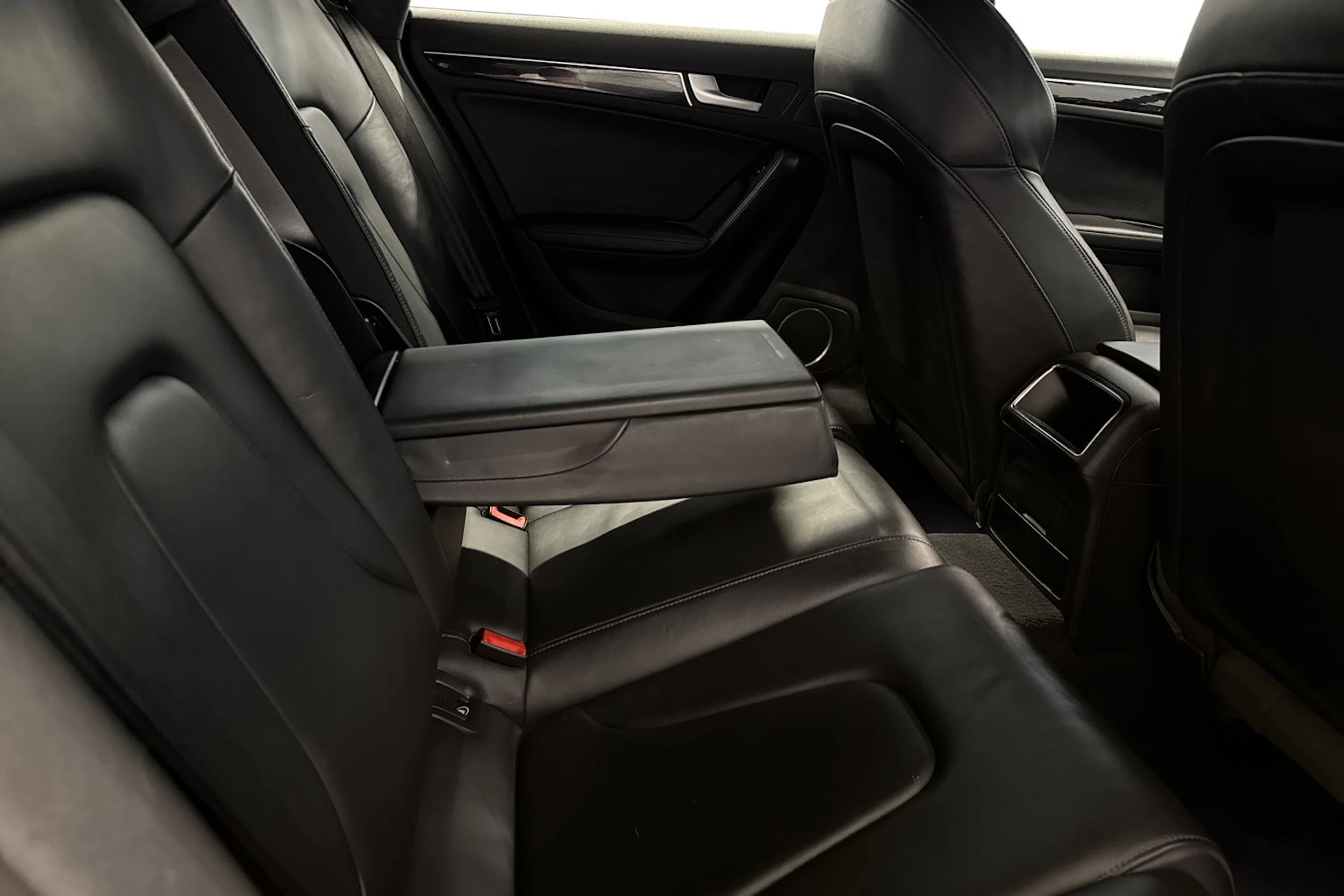 ruskea (beige) Audi A5 2010 kuva 15.
