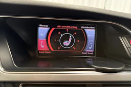 ruskea (beige) Audi A5 2010 kuva 29.