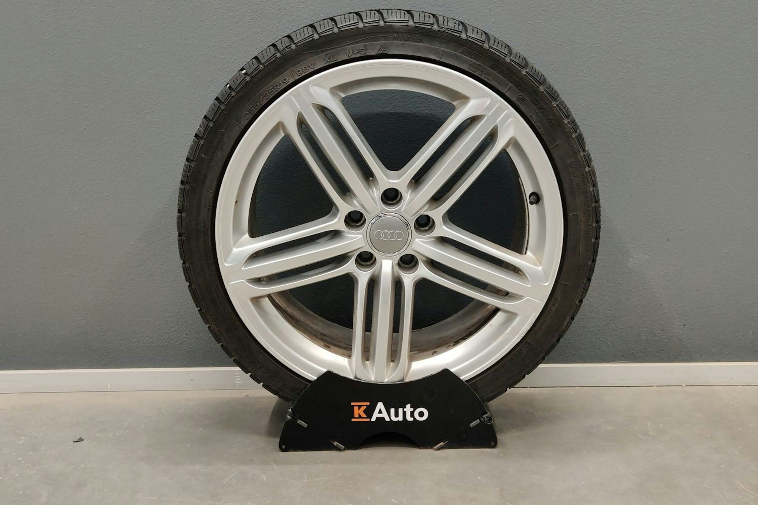 hopea Audi A5 2010 kuva 13.