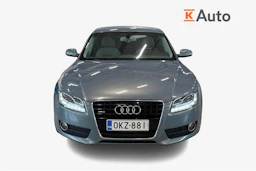 sininen Audi A5 2010 kuva 4.