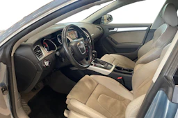 sininen Audi A5 2010 kuva 6.