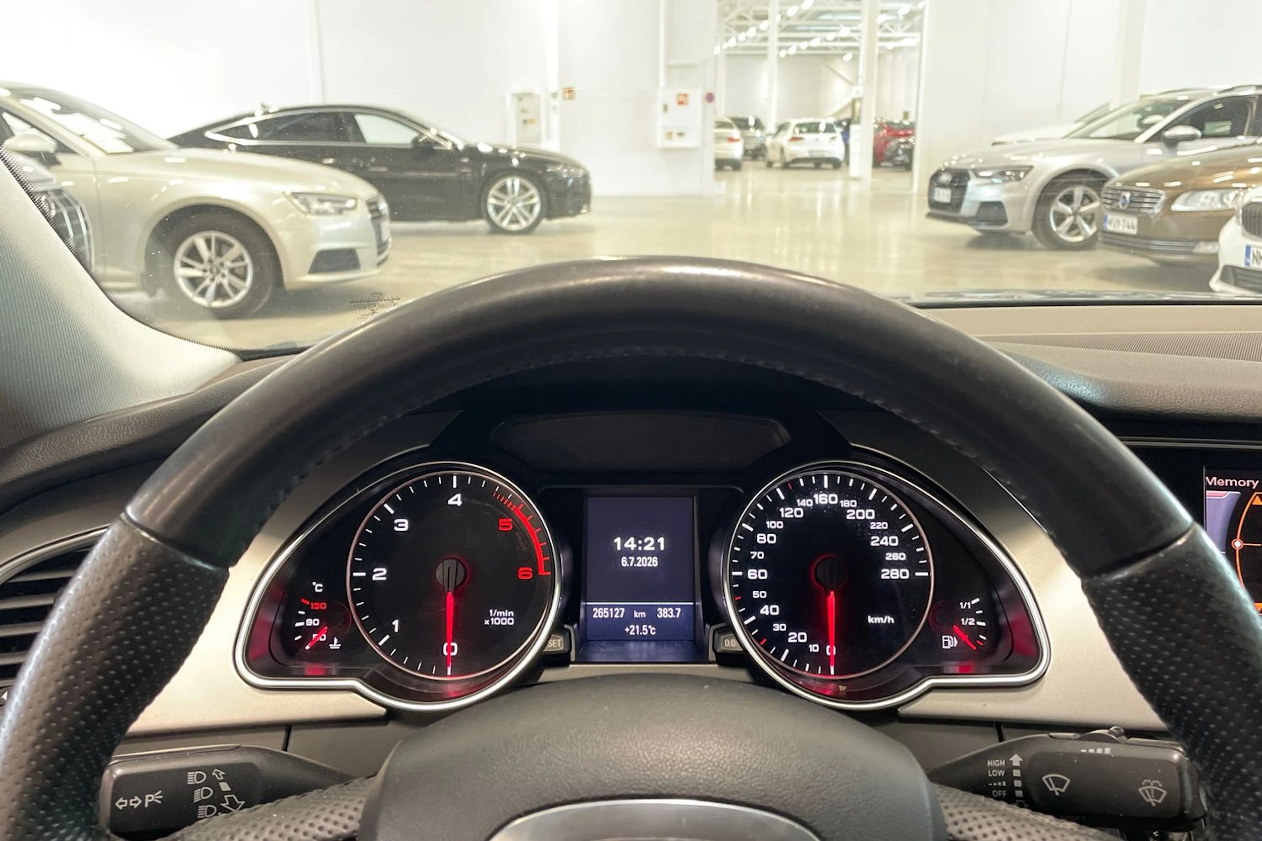 sininen Audi A5 2010 kuva 17.