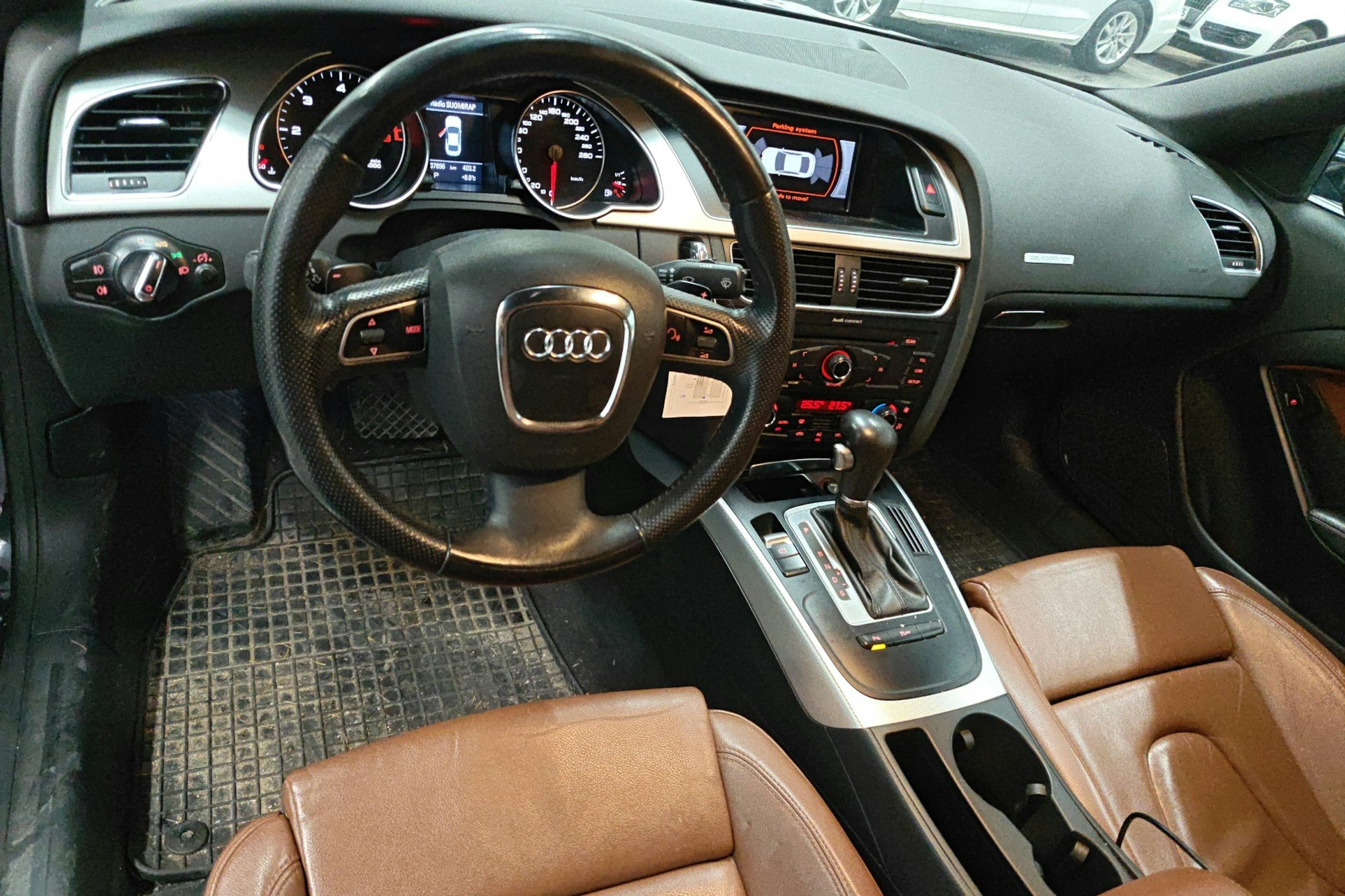 musta Audi A5 2010 kuva 8.