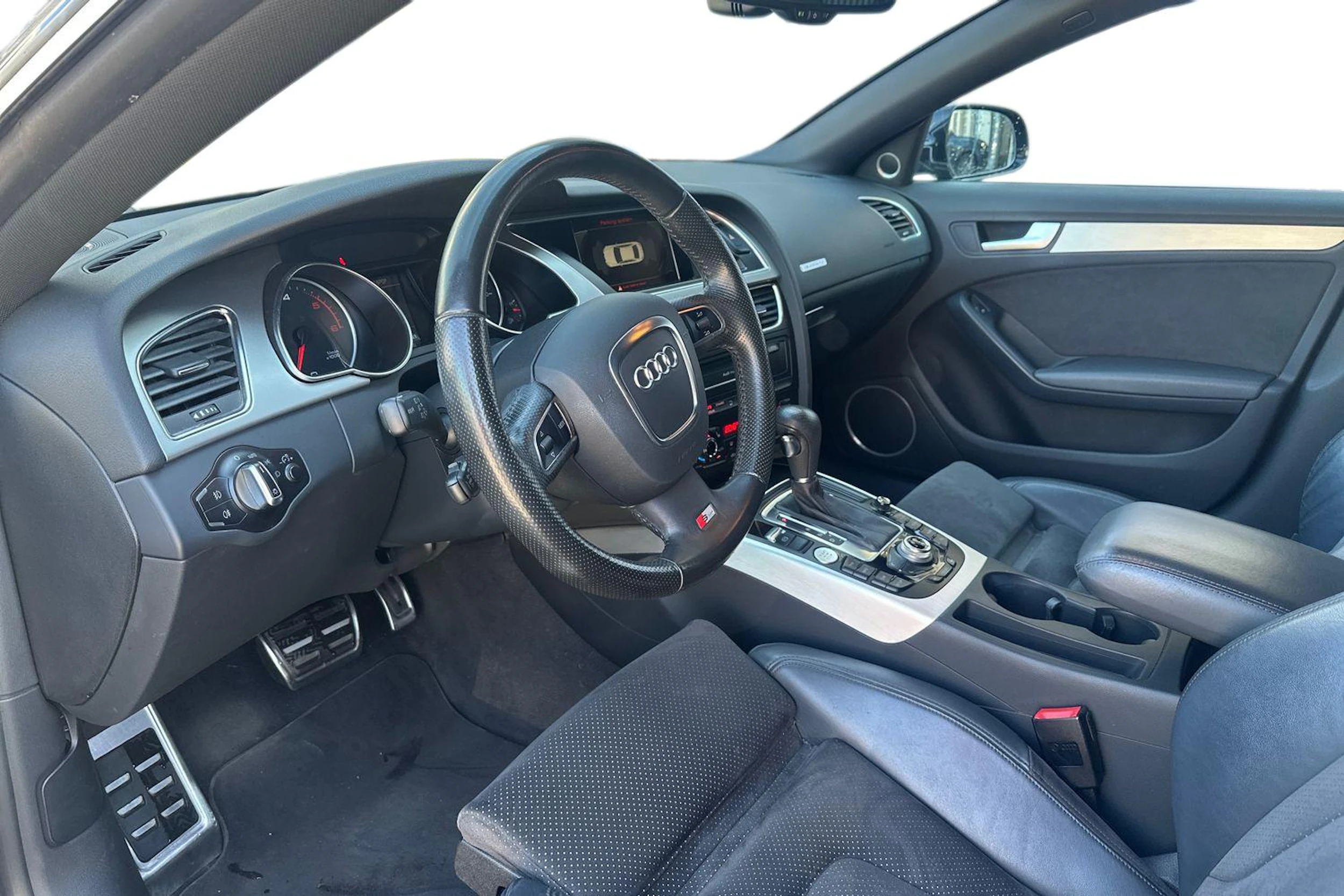 Musta Audi A5 2010 kuva 3.