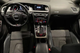 Musta Audi A5 2010 kuva 7.