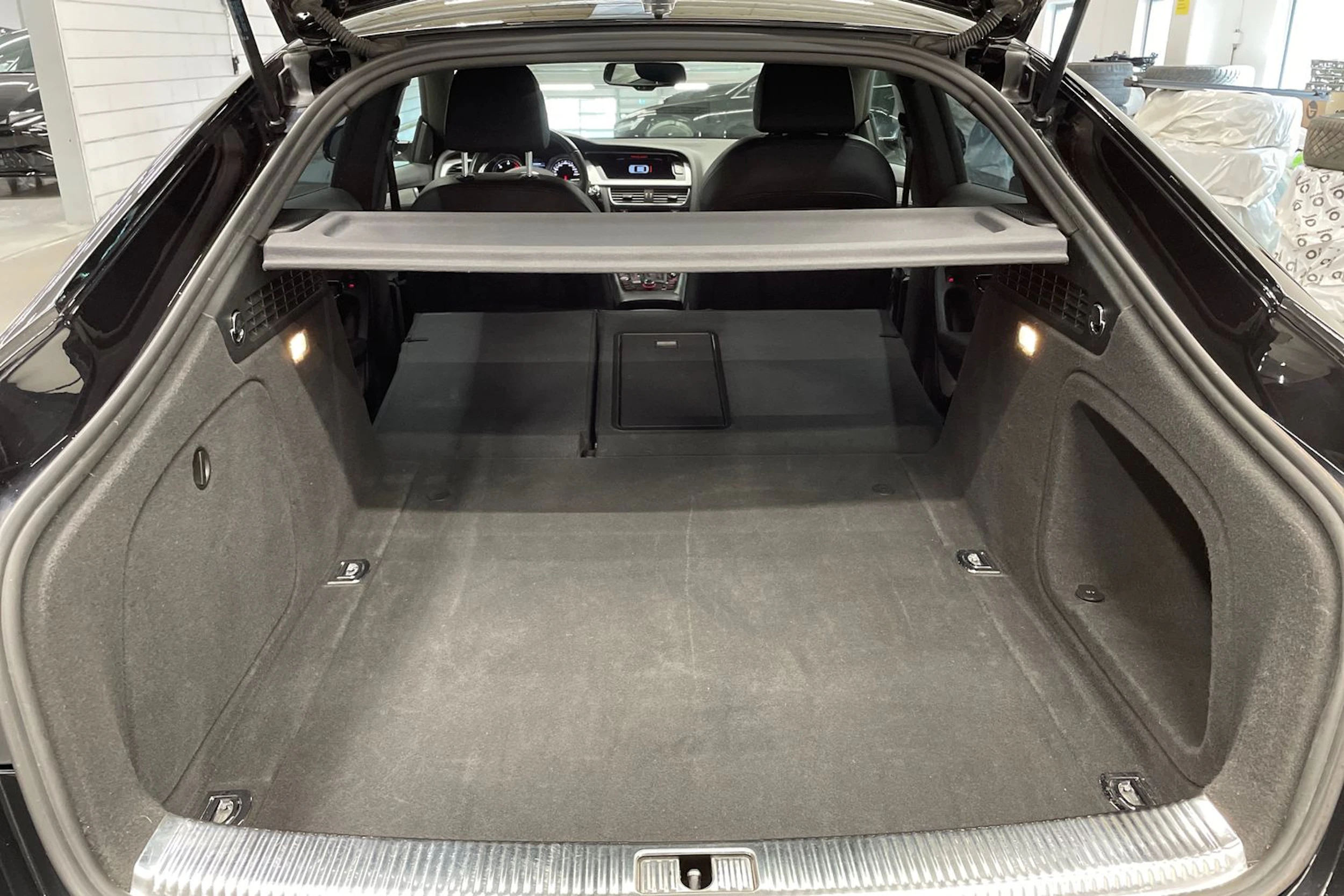 Musta Audi A5 2010 kuva 12.