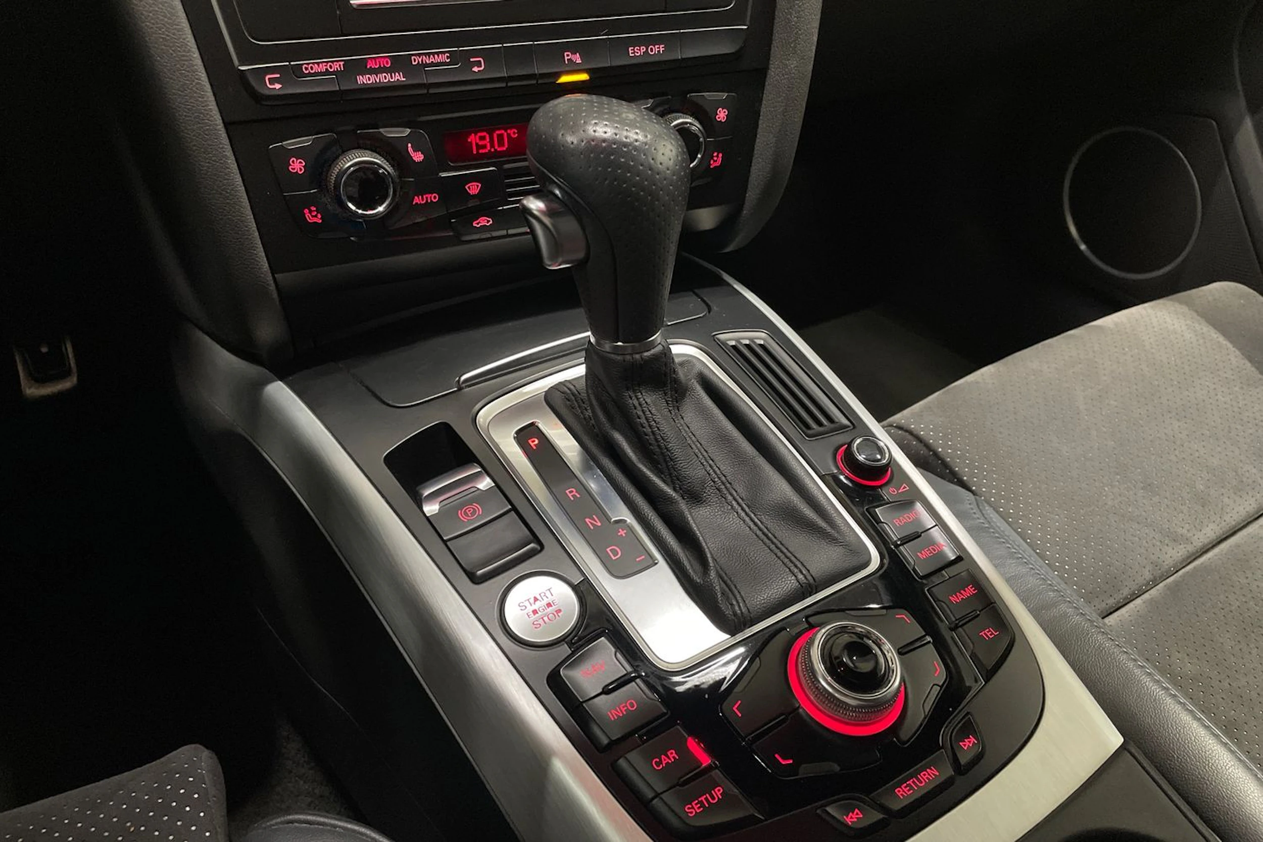 Musta Audi A5 2010 kuva 17.