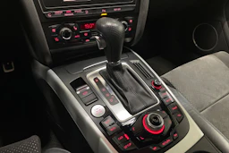 Musta Audi A5 2010 kuva 17.