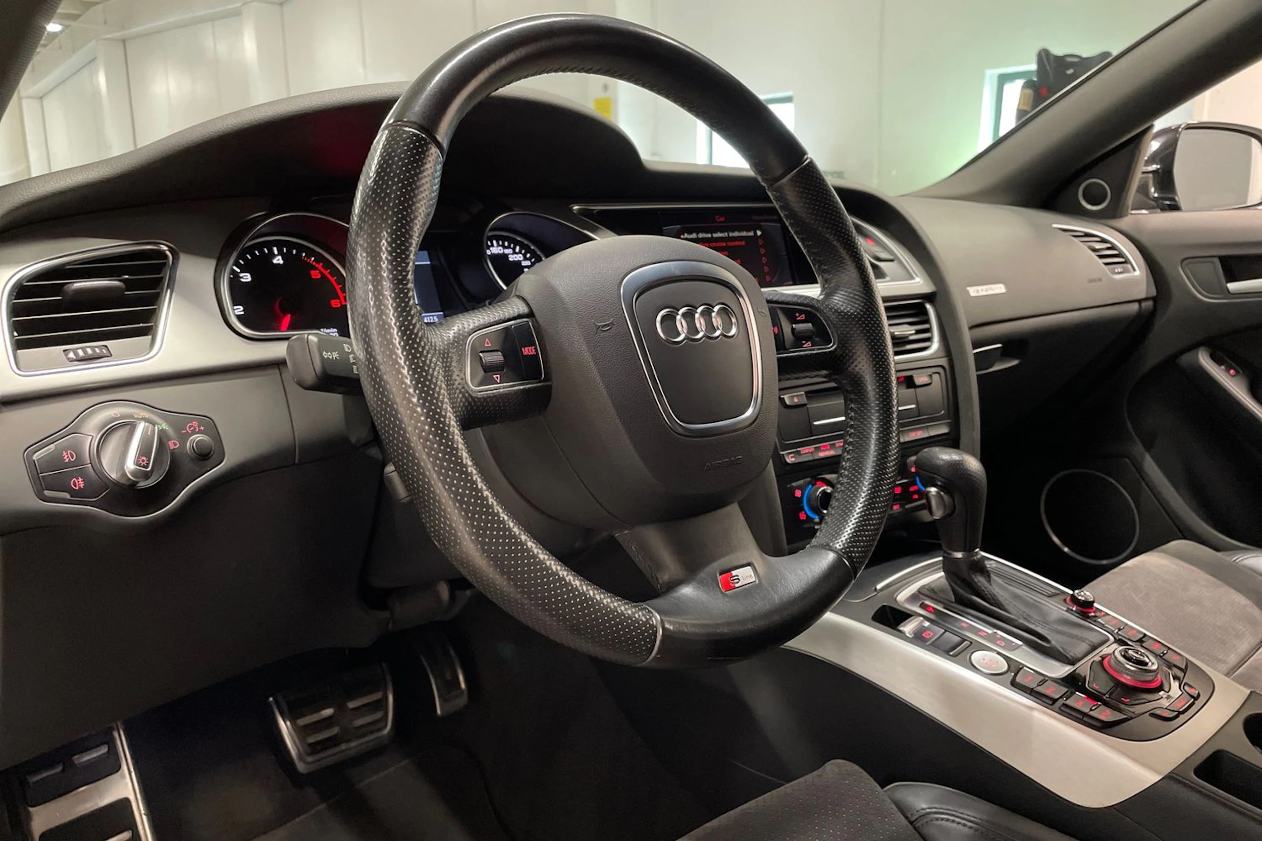 Musta Audi A5 2010 kuva 23.