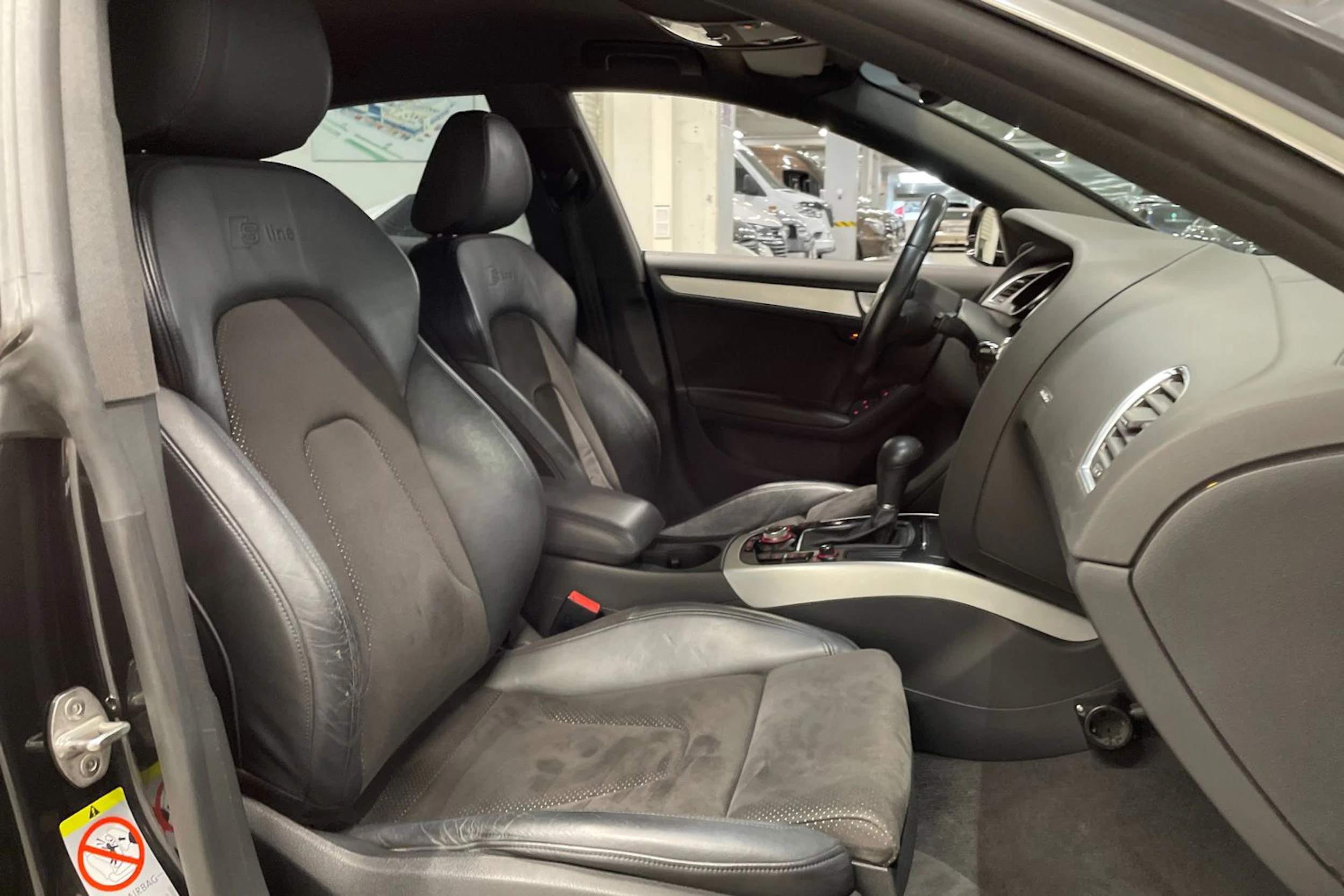 Musta Audi A5 2010 kuva 24.