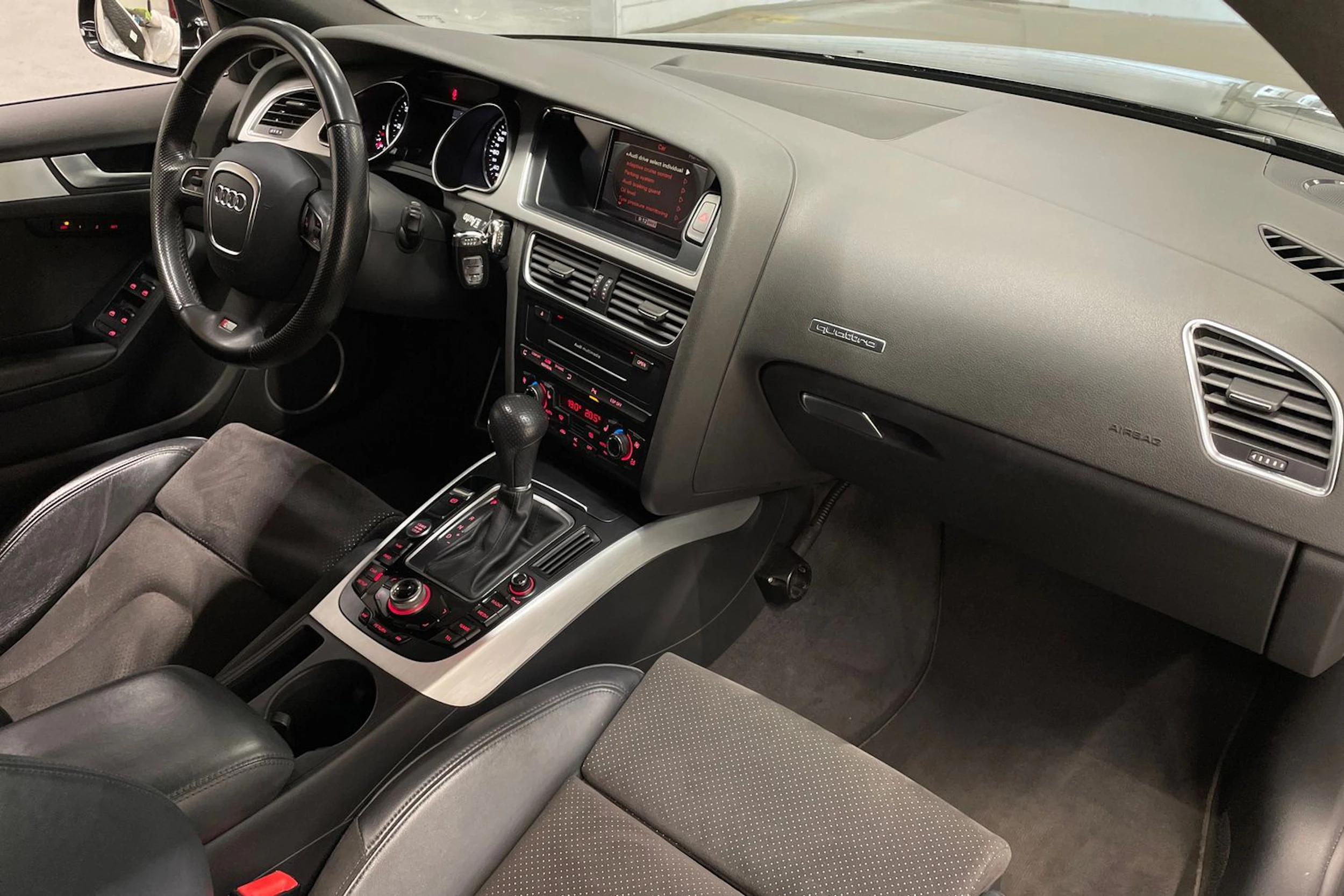 Musta Audi A5 2010 kuva 25.