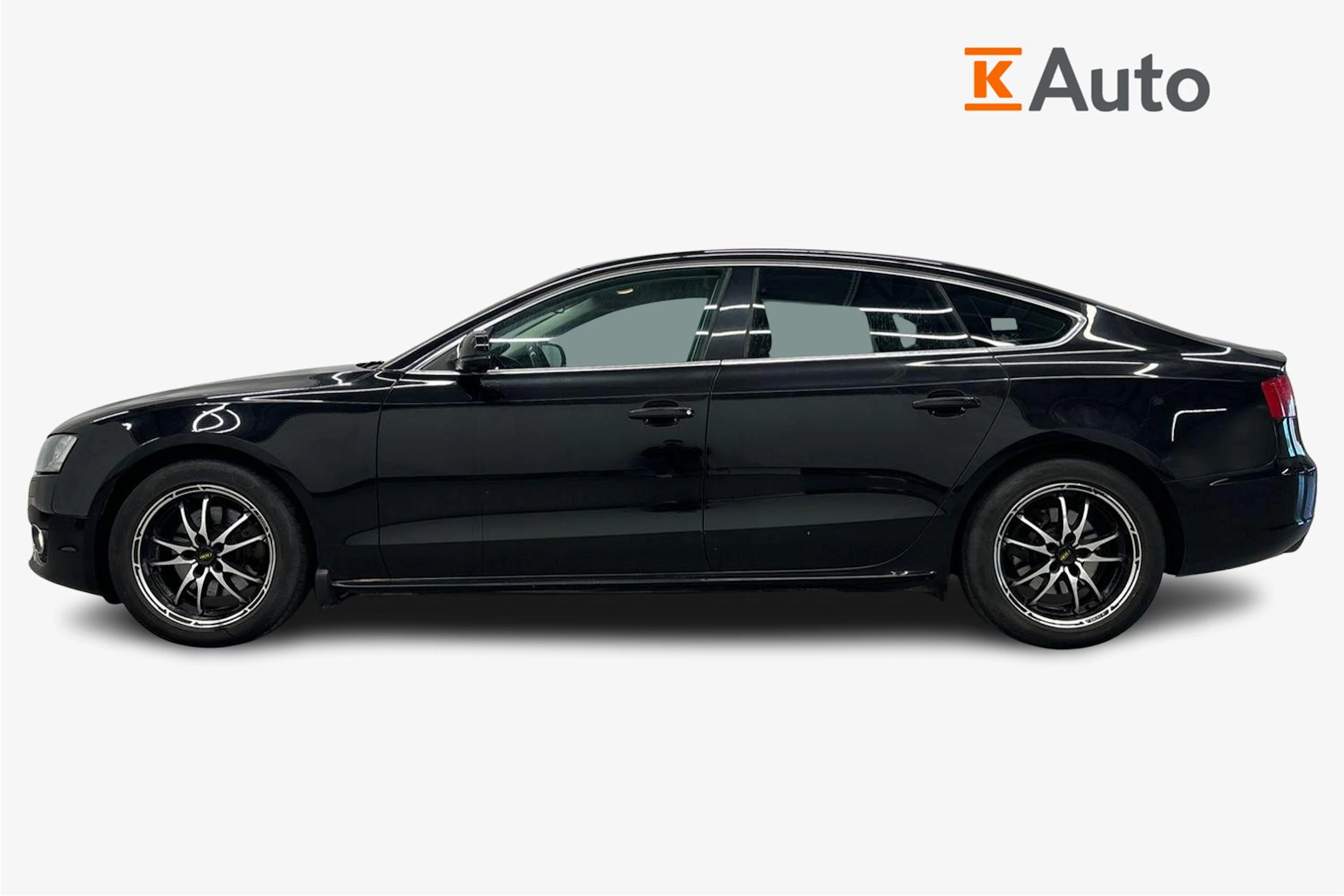 musta Audi A5 2011 kuva 5.