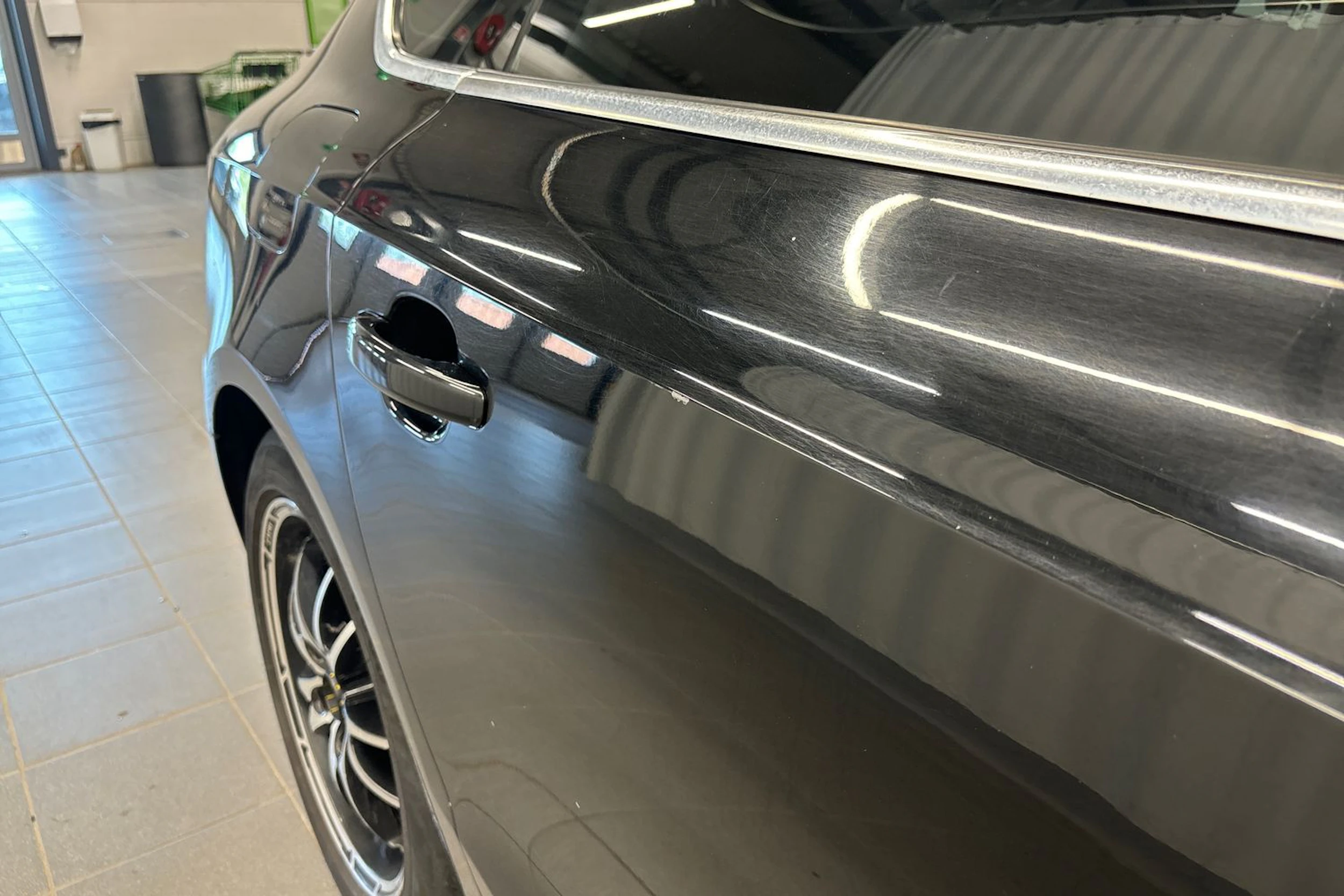 musta Audi A5 2011 kuva 23.