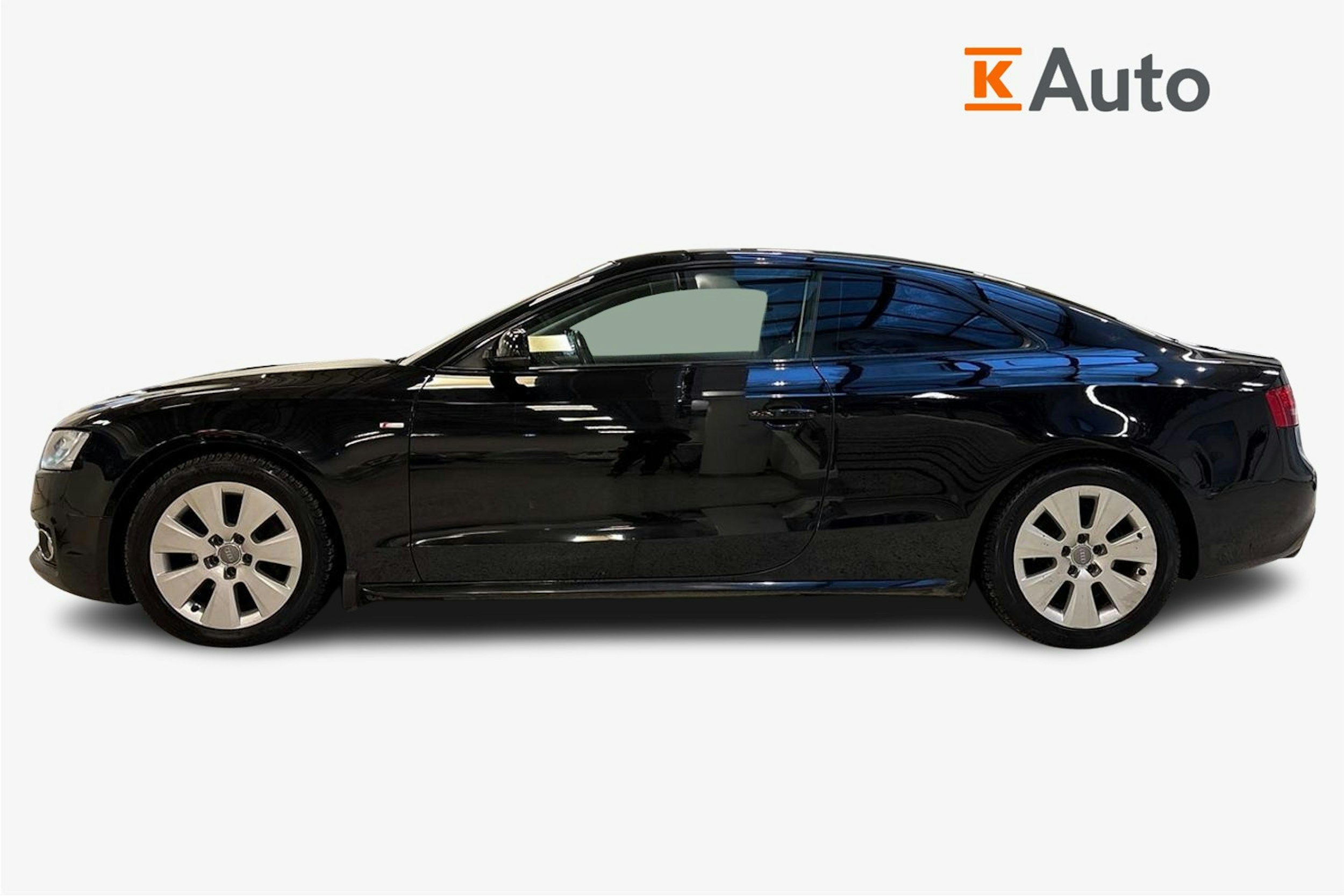 musta Audi A5 2011 kuva 6.