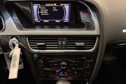 musta Audi A5 2011 kuva 17.