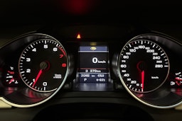 musta Audi A5 2011 kuva 18.