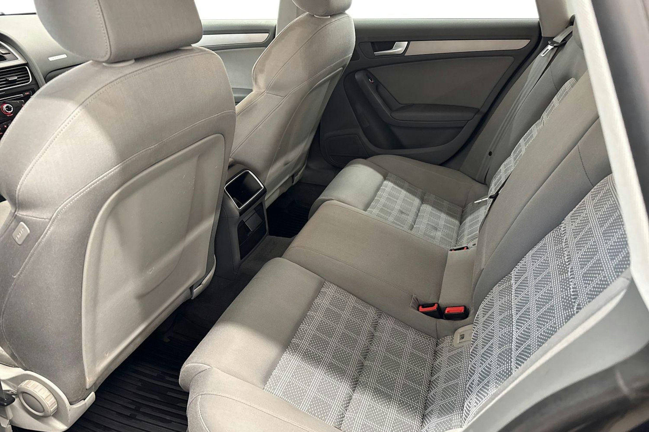 musta Audi A5 2012 kuva 8.