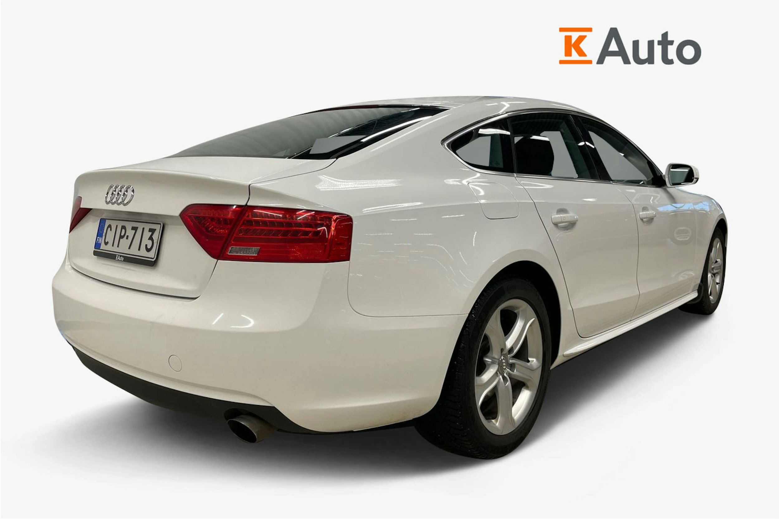 Valkoinen Audi A5 2012 kuva 2.