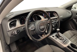 Valkoinen Audi A5 2012 kuva 6.