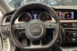 Valkoinen Audi A5 2012 kuva 11.