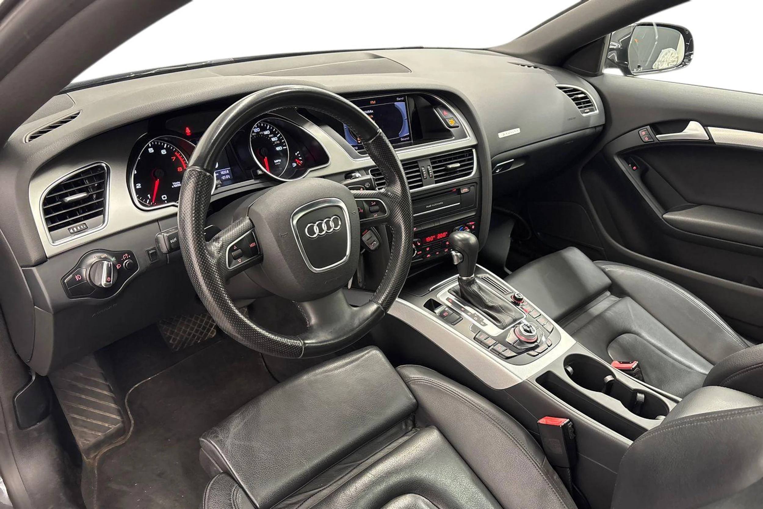 musta Audi A5 2012 kuva 6.