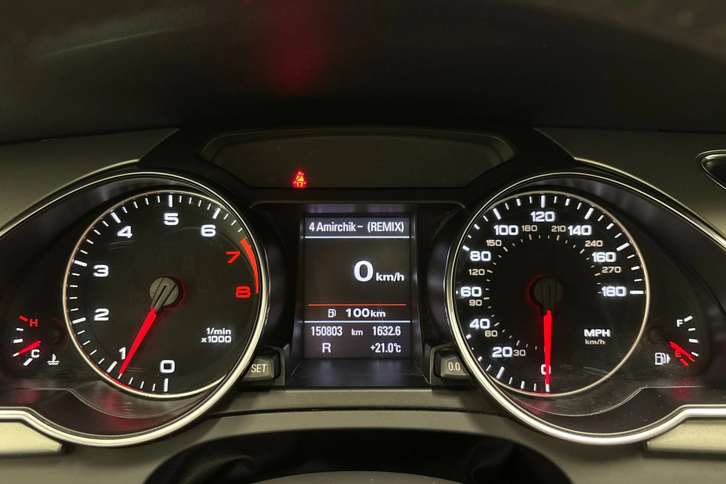 musta Audi A5 2012 kuva 18.