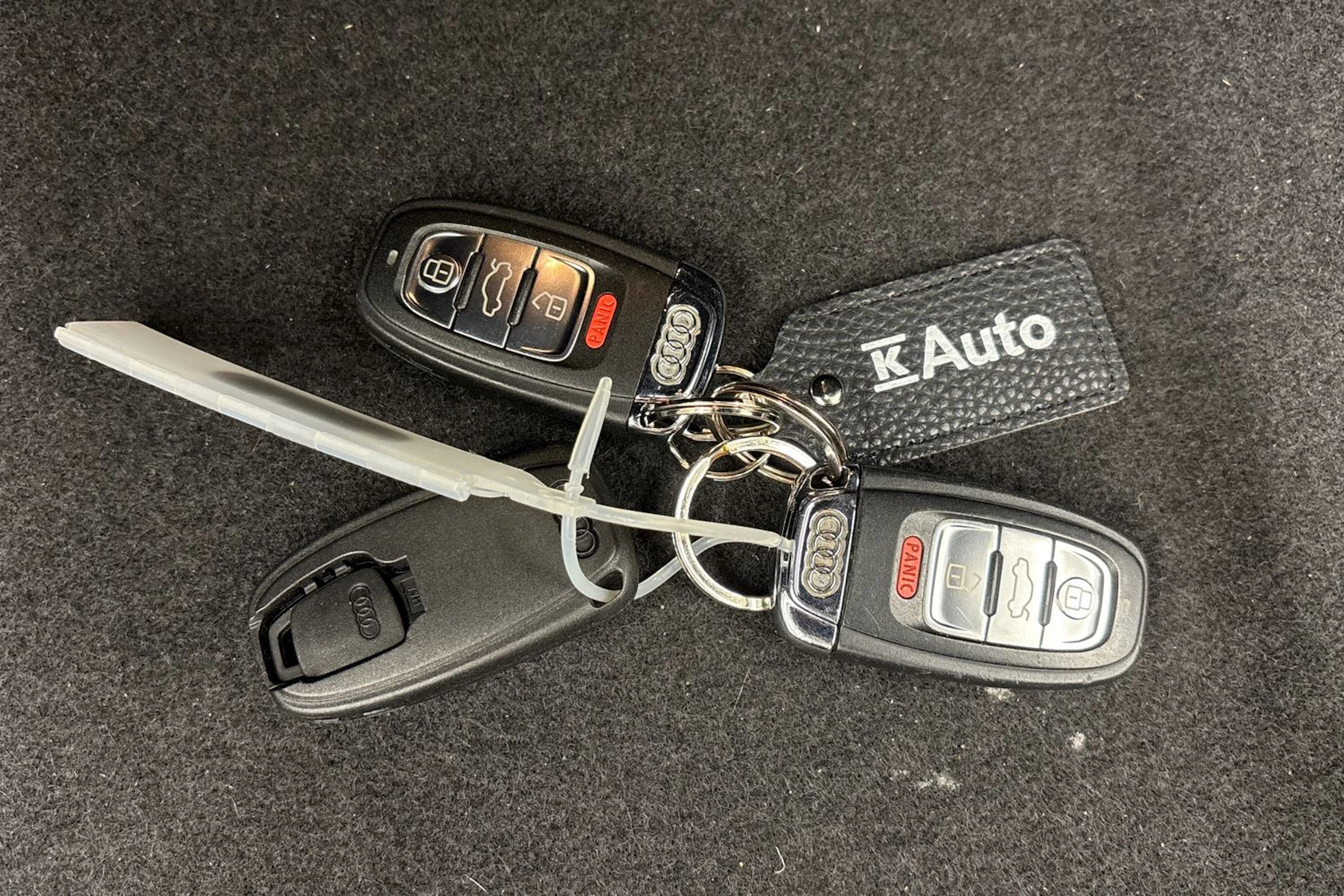 musta Audi A5 2012 kuva 22.