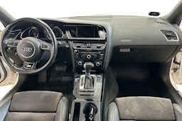 valkoinen Audi A5 2012 kuva 9.