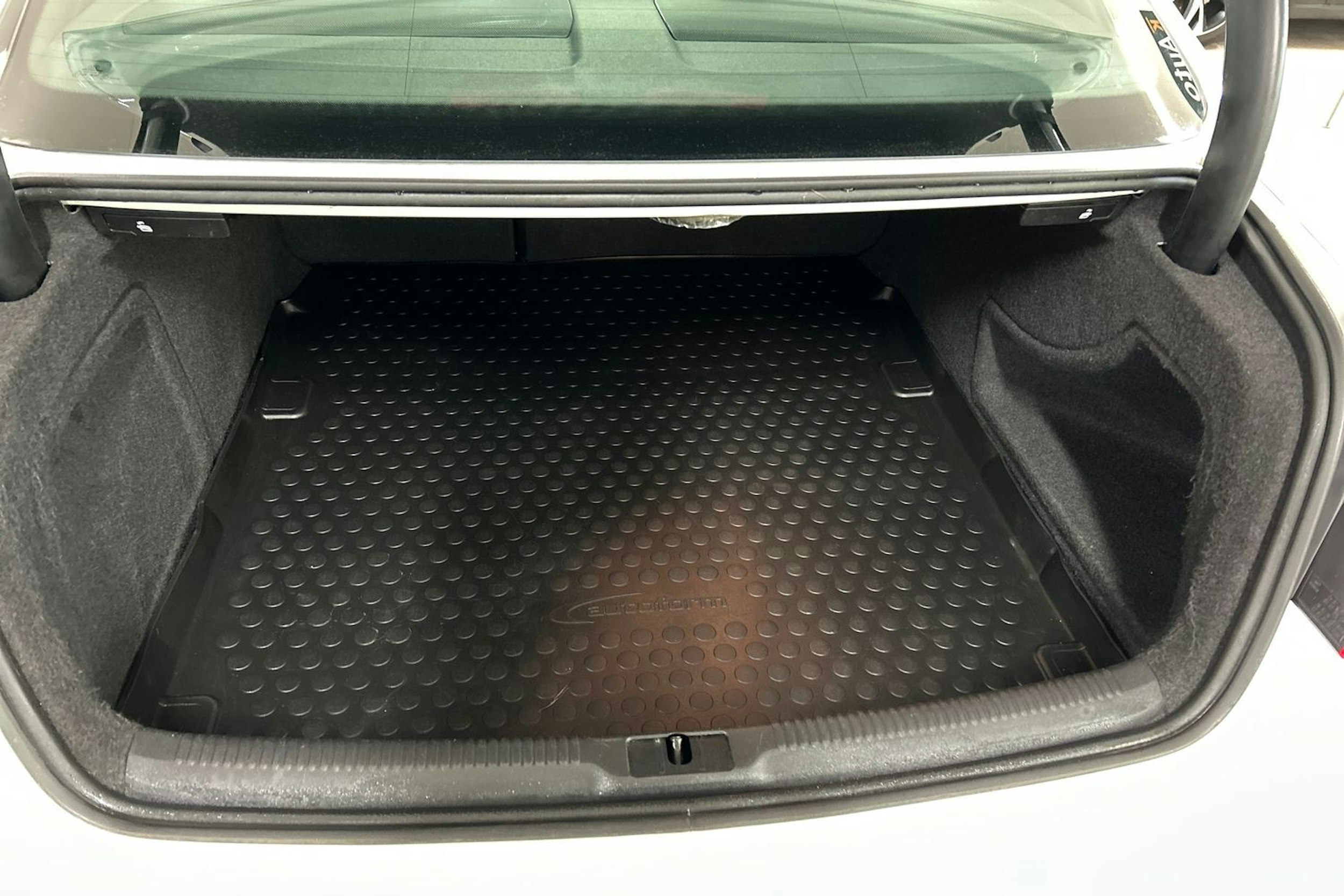 valkoinen Audi A5 2012 kuva 14.