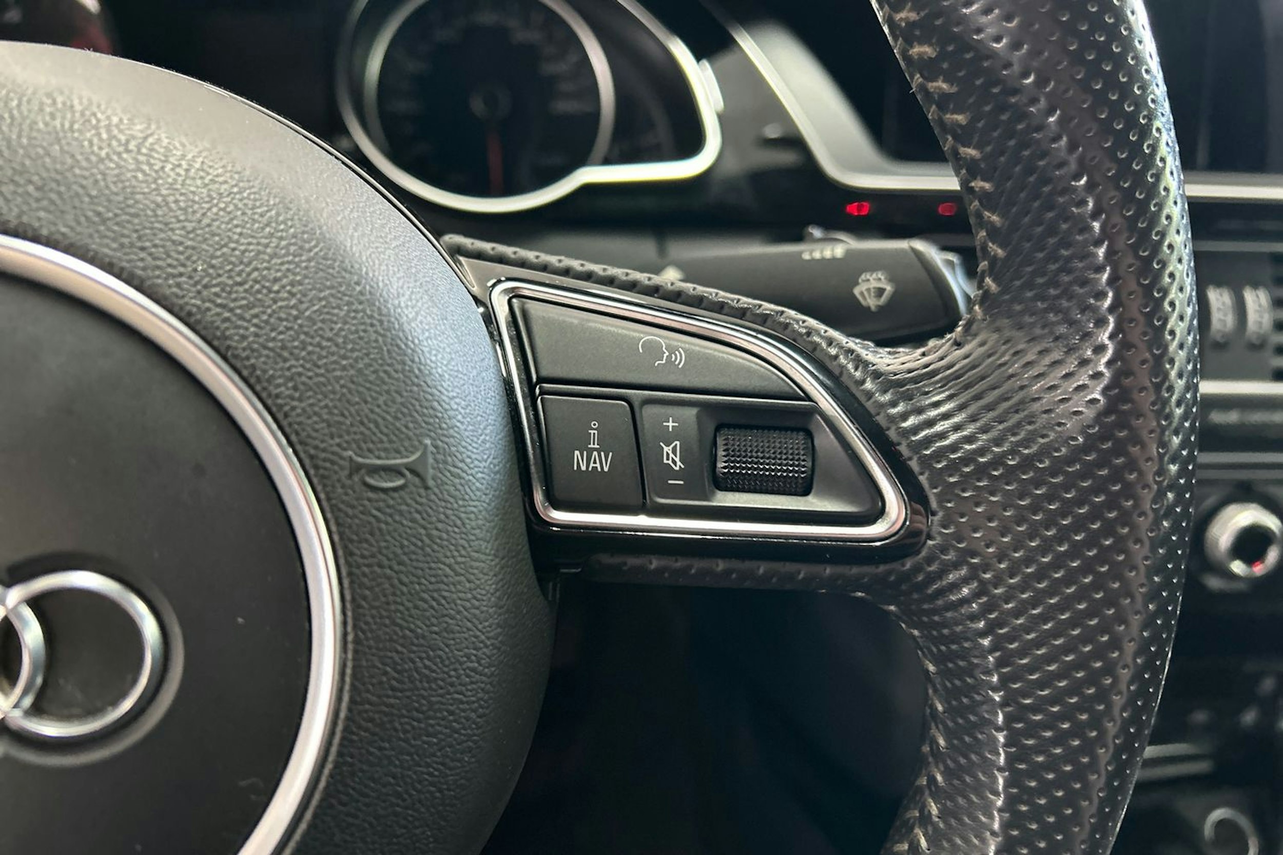 valkoinen Audi A5 2012 kuva 22.