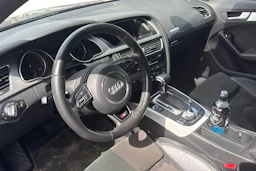 musta Audi A5 2012 kuva 3.
