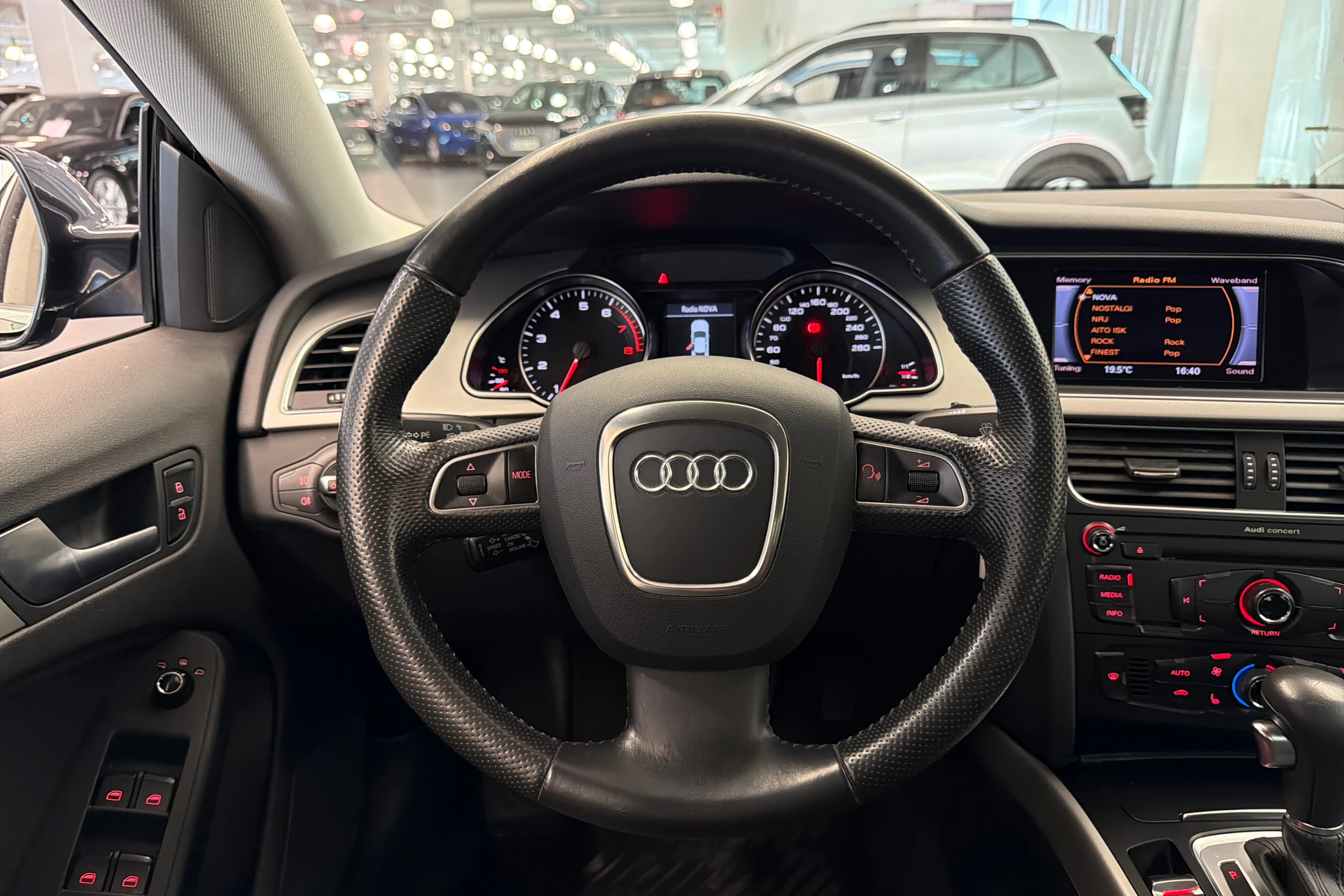 Sininen Audi A5 2012 kuva 15.