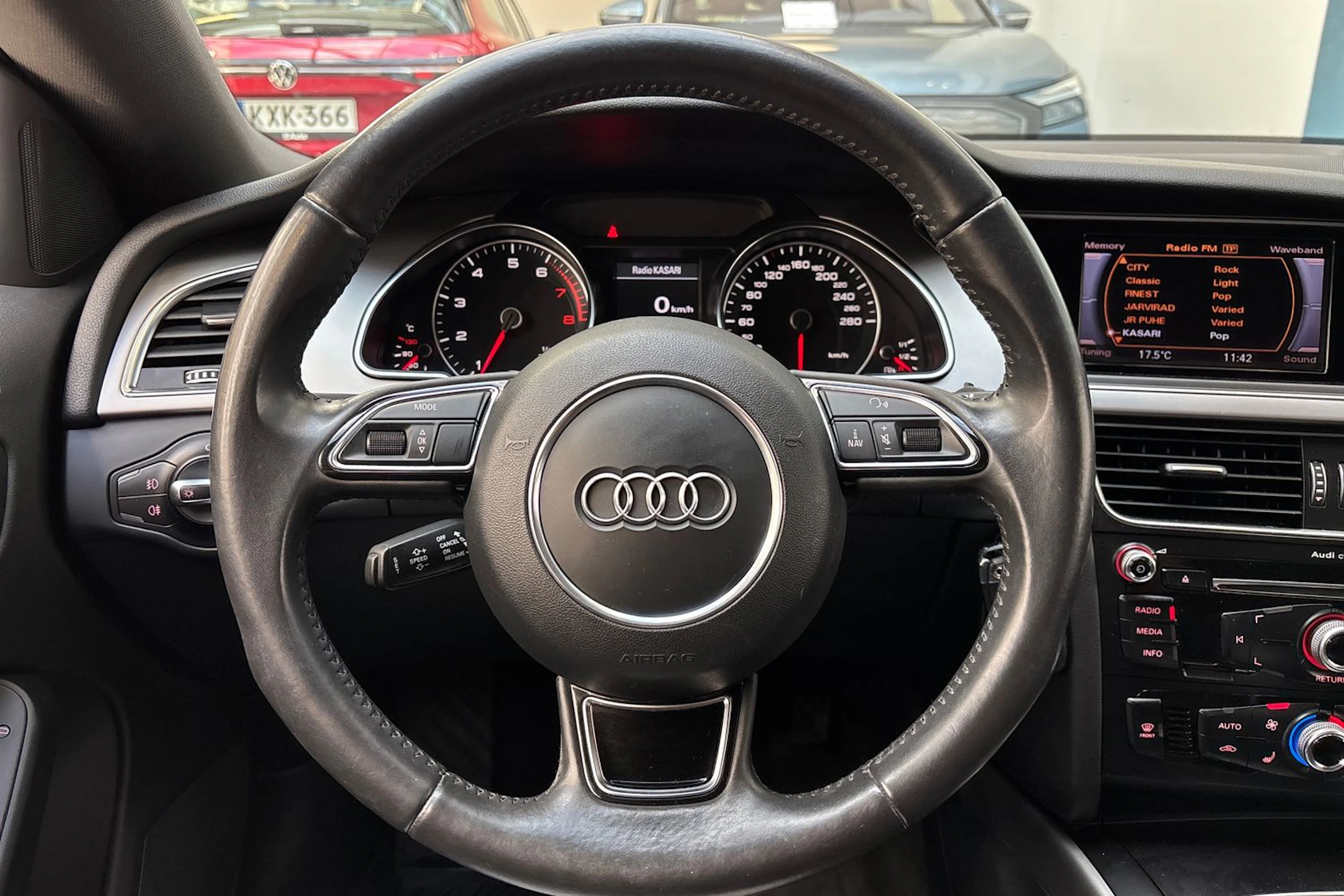 musta Audi A5 2012 kuva 20.