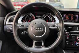 musta Audi A5 2012 kuva 20.