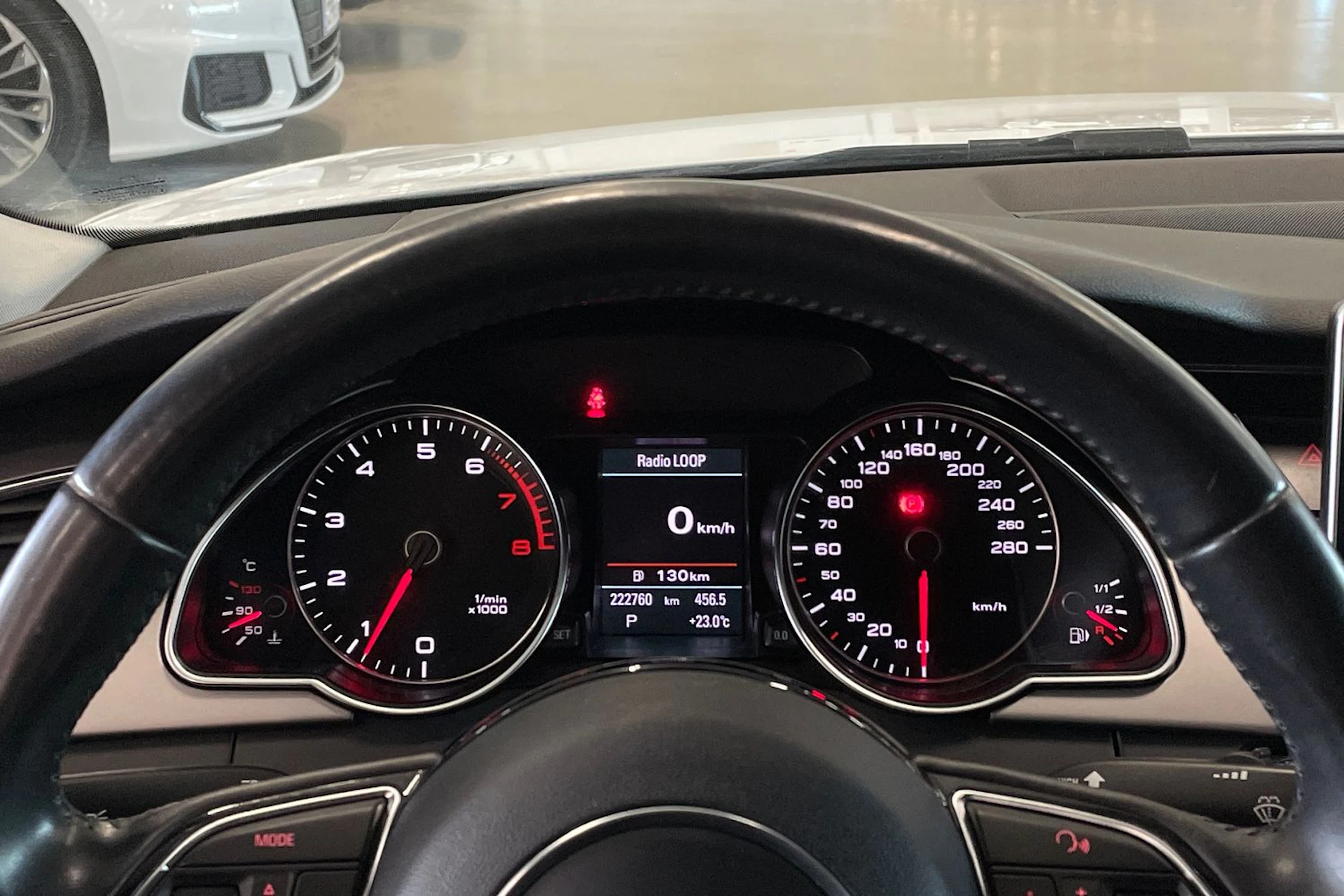 valkoinen Audi A5 2012 kuva 13.